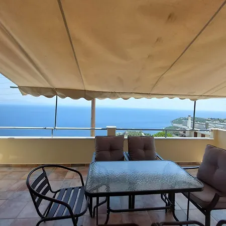 Golden Sunrise Lägenhet Gytheio